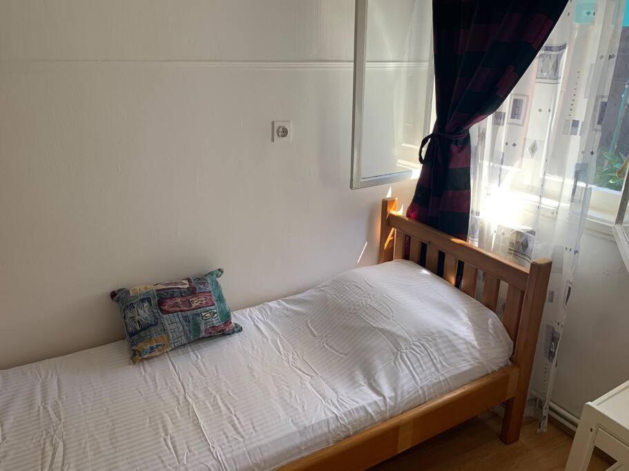 Cheerfull 2-Bedroom With Patio. Close To All Ameneties. ซาเกร็บ ภายนอก รูปภาพ